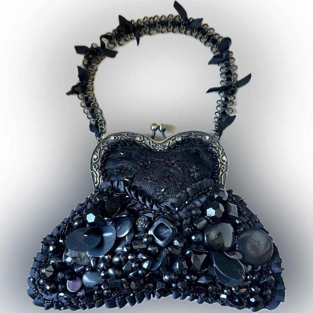 Brand new Mary Frances evening bag